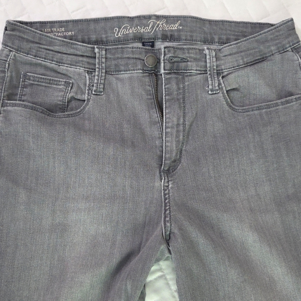 Universal Thread Gray Denim Jeans - image 5